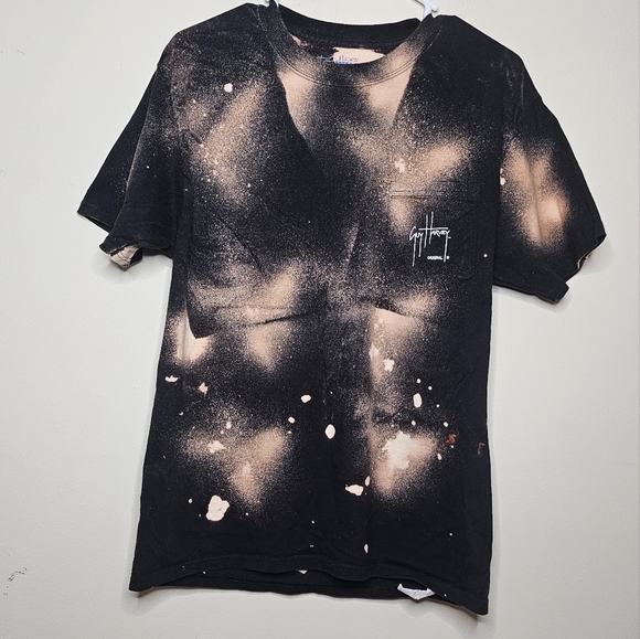 Guy Harvey Acid Washed Graphic Tee Hanes Beefy Tagless Shirt Size Medium - Picture 3 of 5